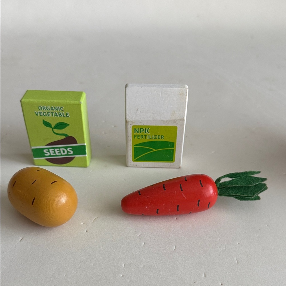 Lelin Vegetable (My Little Farm) Wooden Playset Replacement Piece